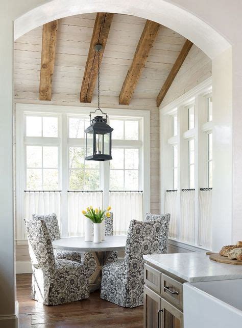 Love The Lofted Ceiling Exposed Beams Natural Light Classic