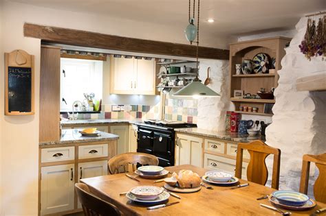 Rustic Painted And Oak Kitchen Brecon Mark Stones Welsh Kitchens