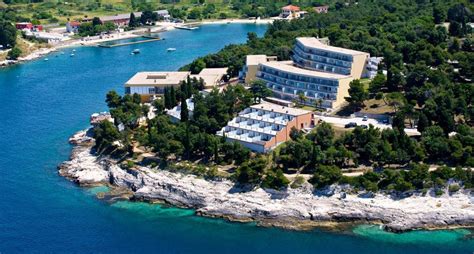 Splendid Golden Rocks Resort In Pula Croatia Holidays From £184pp