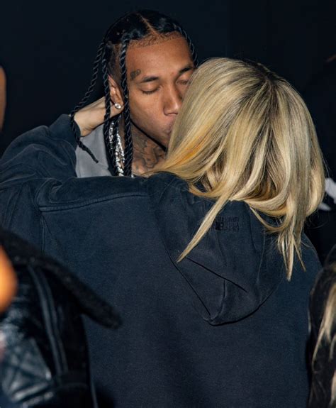 Avril Lavigne And Tyga Are Officially Dating And It S Not As Random As