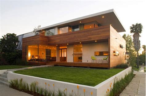 Front House Design With Wooden Wall