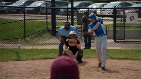 Music teacher movie begins beautifully with numbers from old hindi movies but soon slows and breaks down aimlessly. Movie Review - Teacher (2019)