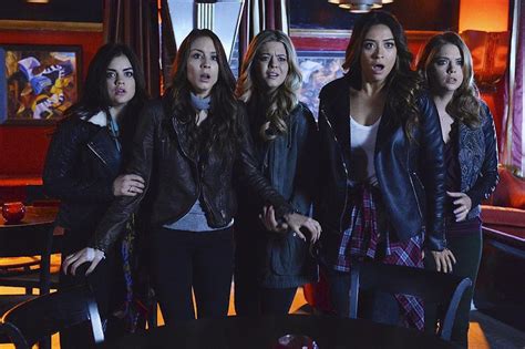 New Pretty Little Liars 6b Posters Will Have You Asking Even More