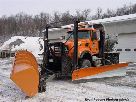 Mack Granite 4x4 Snow Plow Truck Snow Plow Trucks Pinterest Snow