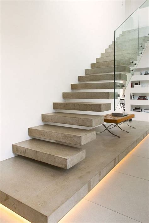 Floating Concrete Steps Designs Upscale Modern Home With Courtyard