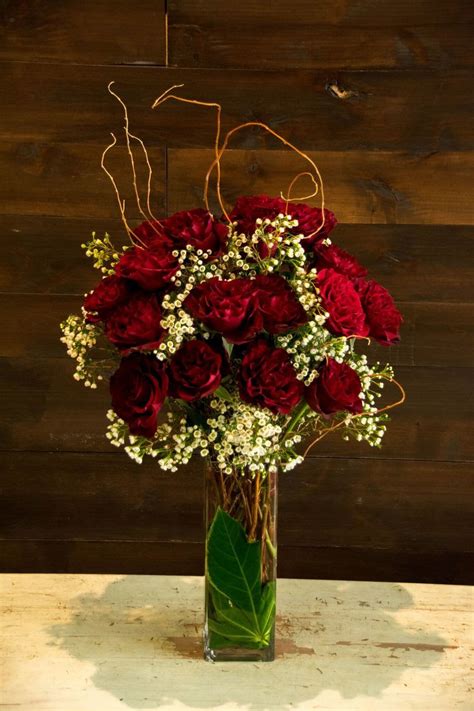 A Truly Unique Two Dozen Red Rose Design In Austin Tx Mercedes Flowers