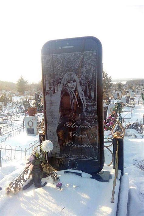 Man Creates Giant Iphone Replica As Headstone For Daughters Grave Shouts