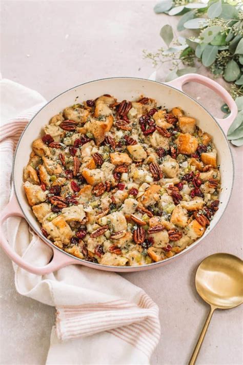 Check out our honeycrisp apple selection for the very best in unique or custom, handmade pieces from our plants shops. Herb Apple Stuffing with Pecans | The College Housewife