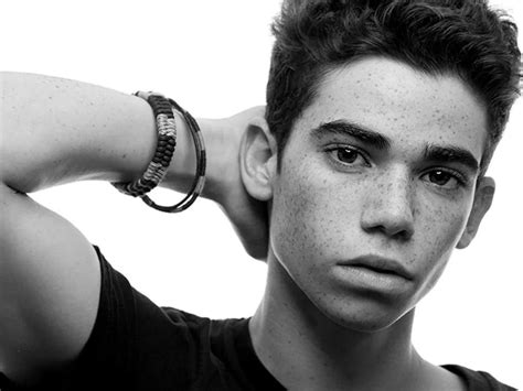 Cameron boyce died suddenly on july 6, 2019, after suffering a seizure in his sleep due to epilepsy. LAS ROSAS - www.lasrosas.com.ar - MUERE ESTRELLA DE DISNEY ...