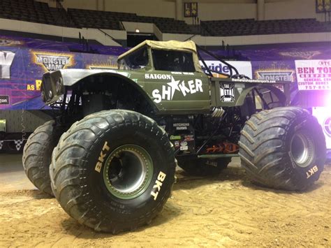 Monster Jam Colonial Life Arena Columbia Sc On 262016 36