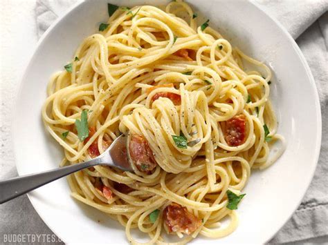 Easy Creamy Spaghetti Carbonara - Budget Bytes | Recipe | Spaghetti ...