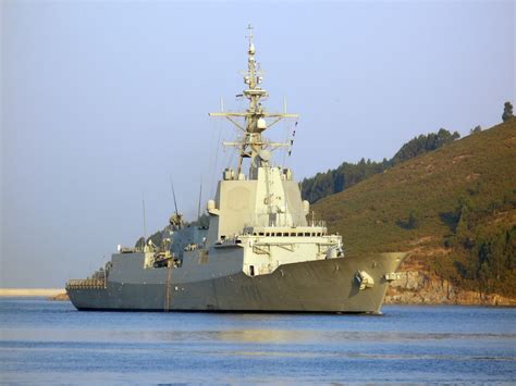 la fragata “méndez núñez” visita el puerto demálaga sitio oficial de la liga naval mar de alborán