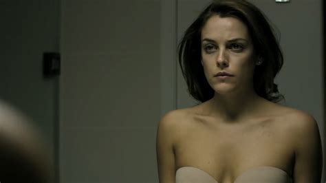Riley Keough Indulges In The Girlfriend Experience In Latest Teaser For