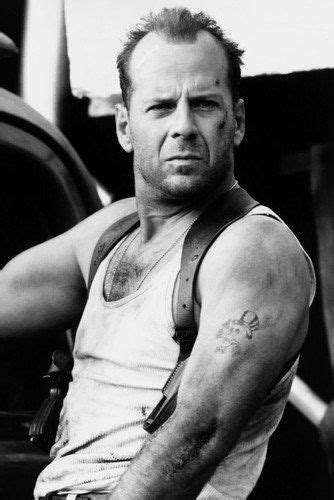 Bruce Willis Hunky Bandw Die Hard 3 24x36 Poster Bruce Willis Actors