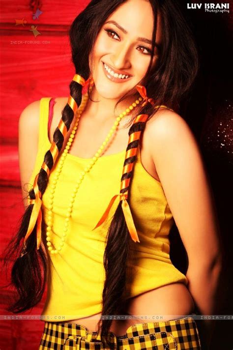 Tv Actress Aditi Sajwan Hot Picture Veethi