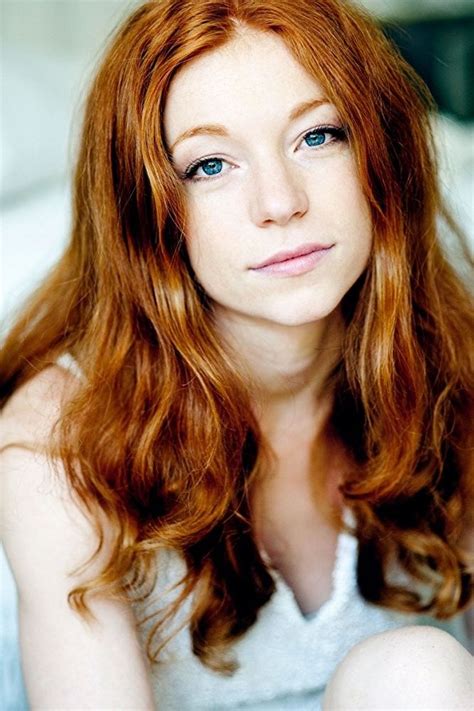 Marleen Lohse Rothaarige schauspielerin Schöne rote haare Hübsche