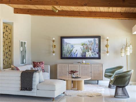 Midcentury Modern Living Room With Wood Screens Hgtv