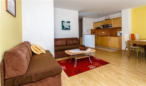 The property is situated 1.2 km from krk cathedral, 2.7. Ferienwohnungen-Gästezimmer mit Frühstück