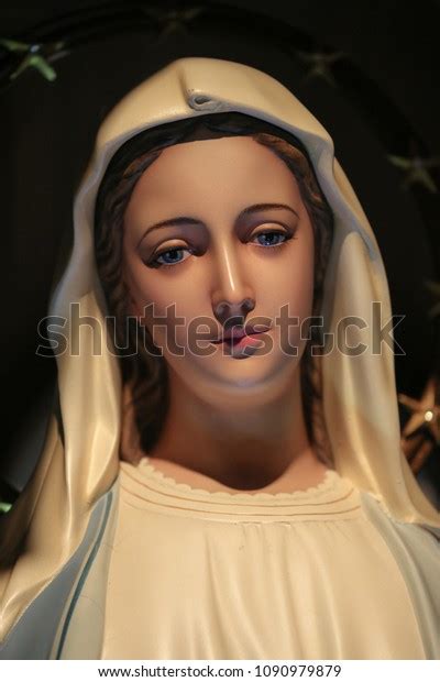 Statue Our Lady Grace Virgin Mary Stock Photo 1090979879 Shutterstock