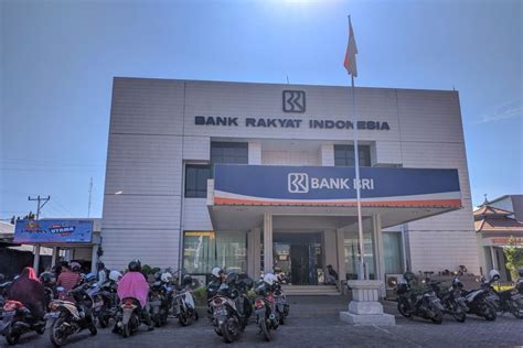 Bank rakyat indonesia (bri) adalah salah satu bank milik pemerintah yang terbesar di indonesia. Bank BRI Pecat Pegawainya di Probolinggo Yang Jadi Tersangka Korupsi KUR - KlikJatim.com