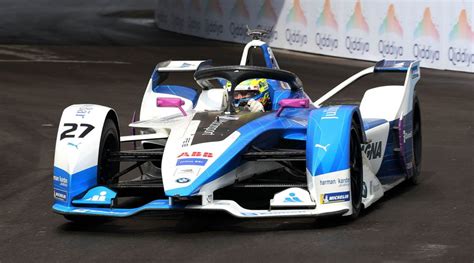 The most competitive, unpredictable racing series is coming to your streets. بي أم دبليو تُثبت امتلاكها الريادة والابتكار والخبرة ...