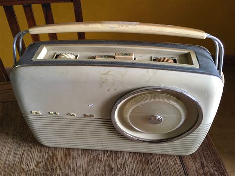 Bush vintage radio. Retro radio. Prop. Radio. 1950s. Kitsch | Etsy