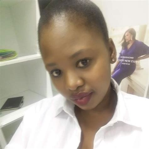 Refilwe Mogale Assistant Store Manager Forever New Clothing Linkedin