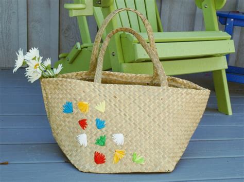 How To Embellish A Straw Bag With Recycled Plastic Bags Feltmagnet