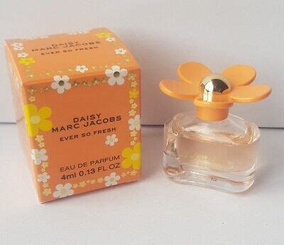 NEW MARC Jacobs Perfume Daisy Ever So Fresh Miniature Edp Ml