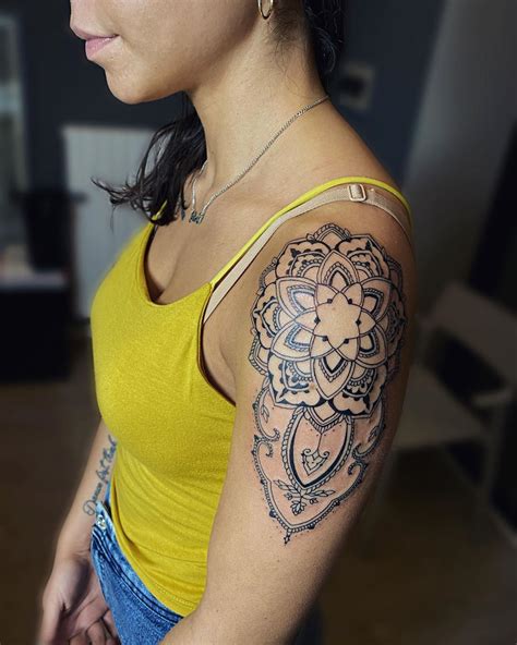 Updated 65 Graceful Shoulder Tattoos For Women August 2020
