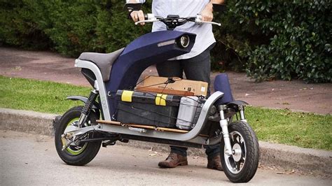 Equs Cargo Motorcycle Has Remote Steering Offers Voluminous Area For