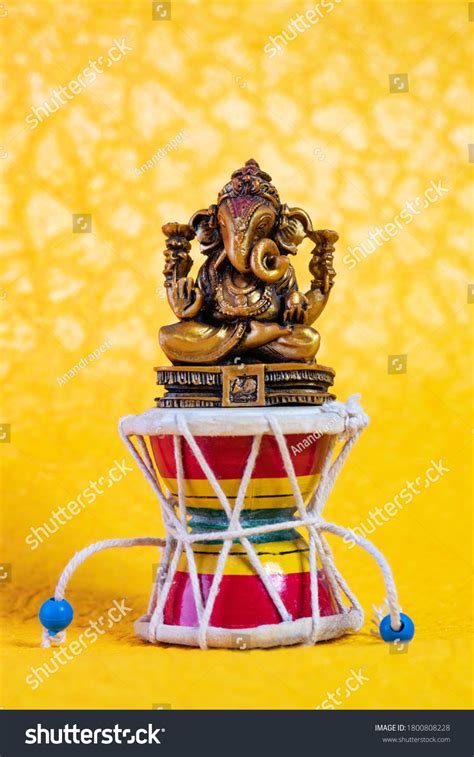 Ganesha Idol Bronze Lord Shiva Damaru Stock Photo Edit Now 1800808228