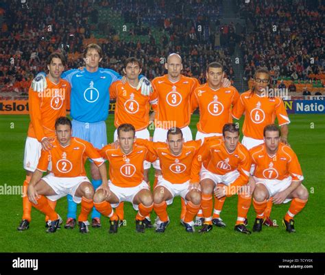 Edgar davids 2004 hi-res stock photography and images - Alamy