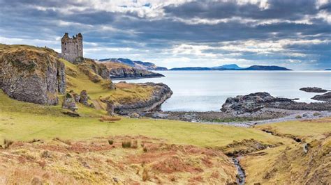 Move To A Remote Scottish Island In 2020 Scottish Islands Island