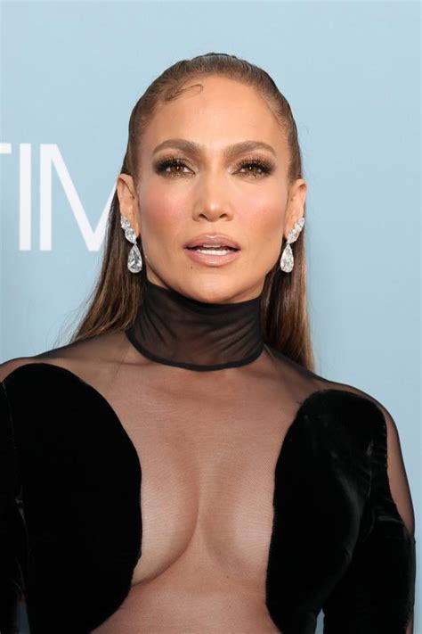 Jennifer Lopez Poses Topless To Promote Her New Jlo Beauty Line Lupon