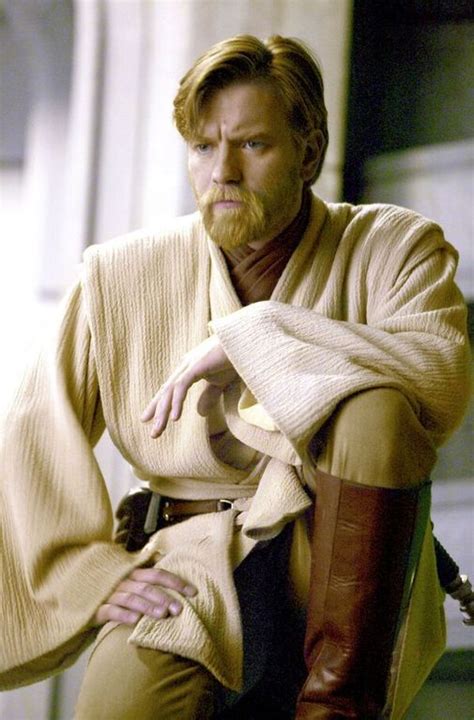Facebook gives people the power to share. Star Wars : les premières images d'Ewan McGregor à l'aube ...