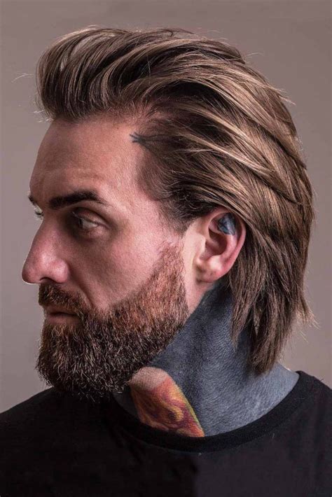 15 Long Hair Styles For Men To Get A Professional Look