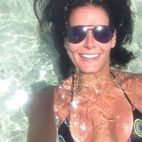 Angie Harmon Nude Sexy Photos And Topless Sex Scenes Hot Sex Picture