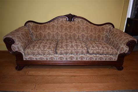 Lot Vintage Mahogany Duncan Phyfe Style Sofa