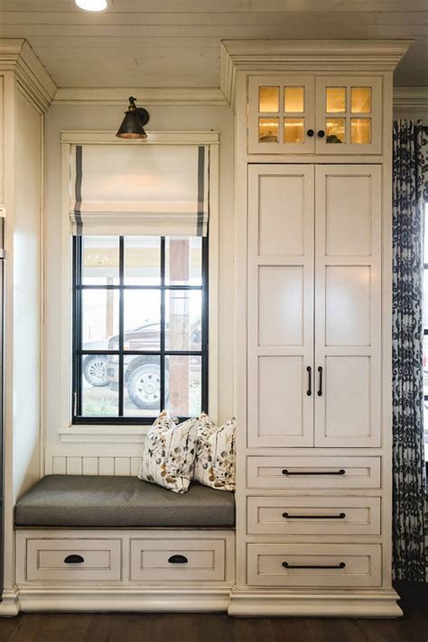 The ever popular bright white paint is topped with a cool, pewter finish with the addition of the brushed gray glaze, applied to the entire door. Interior Design Ideas - Home Bunch Interior Design Ideas