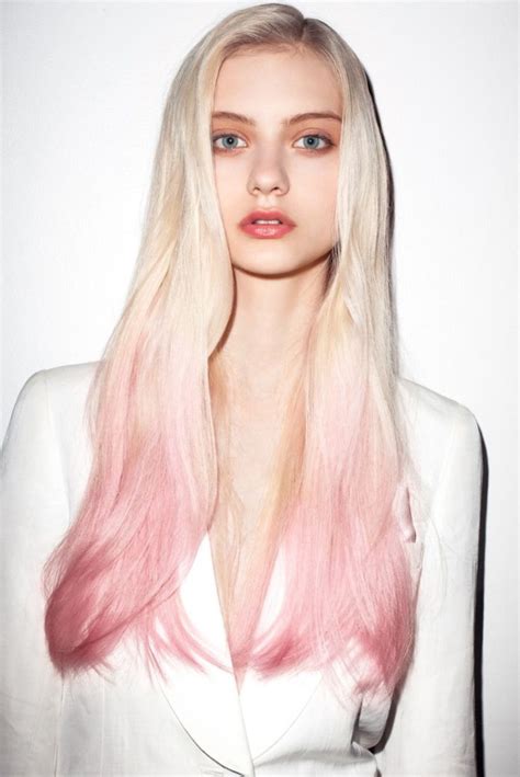 나스티아 쿠사키나 Nastya Kusakina 러시아 모델 러시아 미녀 자연스러운 네츄럴 메이크업 투톤 헤어스타일 네이버 블로그 Pink Ombre Hair