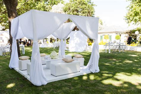 Classic White Cabana Perfect For Pre Drinks At A Wedding Backyard Party Lounge Party Party Tent