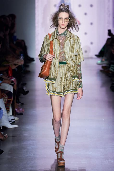 anna sui spring 2020 ready to wear fashion show in 2020 fashion anna sui fashion ready to wear