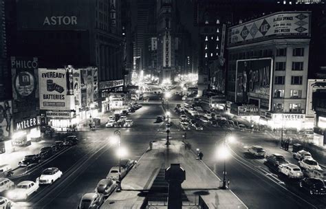 times square at night new york 1950 [1562x1005] bond times square new york theater district