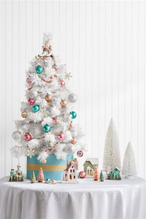 31 Small Christmas Tree Ideas Mini Holiday Trees To Decorate