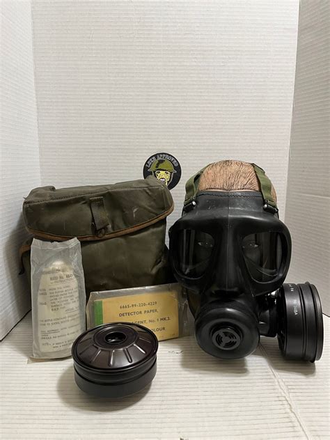 British S6 Gas Mask Size Normal Complete Kit Extra Filter 1970 Etsy