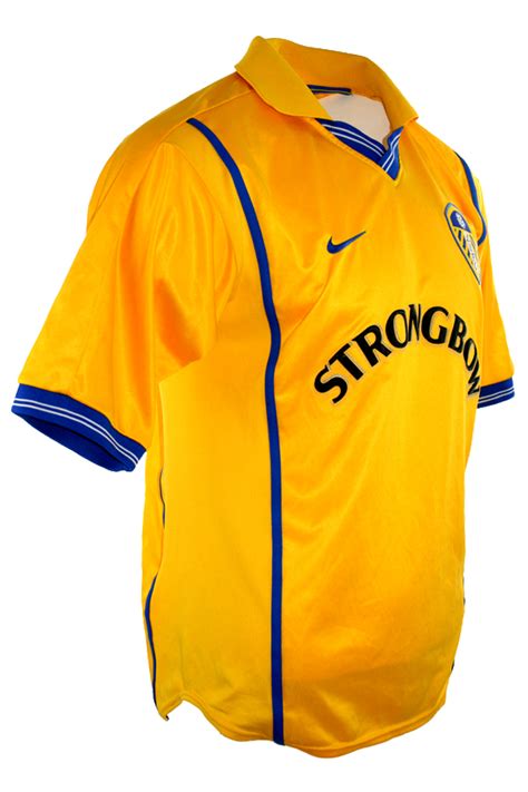 Leeds united home shirt 20/21 size medium. Nike Leeds United Trikot 7 Robbie Keane 2000/02 Strongbow ...