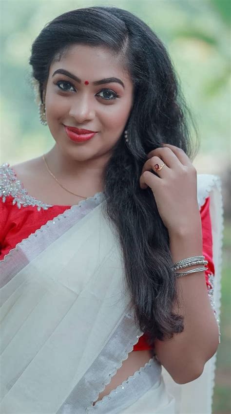Anjali Nair Saree Lover Mallu Model Hd Phone Wallpaper Peakpx