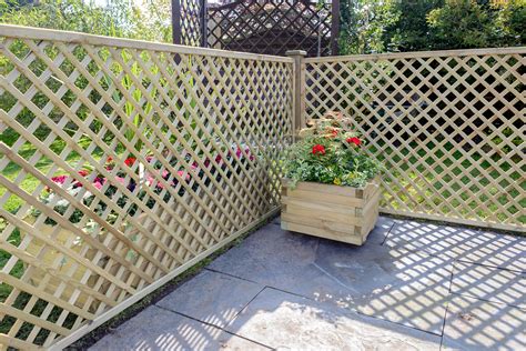 Garden Trellis And Screening Garden Fence Panels And Gates Fence Top