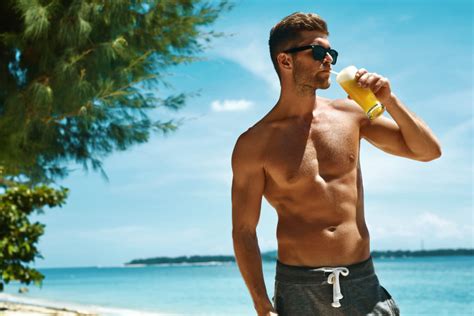 Flex On The Beach A Complete Guide To Mens Beach Style My Press Plus